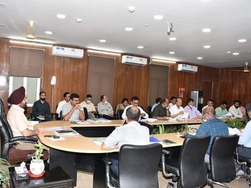 Today The meeting of the Executive Committee of the State Food Security Mission was held in the Secretariat under the chairmanship of Chief Secretary Dr. S.S. Sandhu.