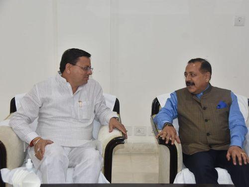 Union Minister of State for Science and Technology, Earth Sciences, and Prime Minister's Office, Dr. Jitendra Singh met CM Dhami