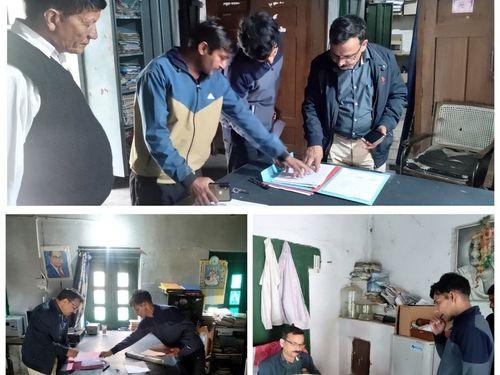 Veterinary hospital Munshyari was inspected by Chief Veterinary Officer Pithoragarh on the previous day.