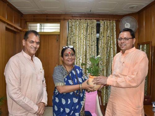 CM Dhami made a courtesy call on the Speaker of the Assembly, Smt. Ritu Khanduri Bhushan and Leader of Opposition Shri Yashpal Arya