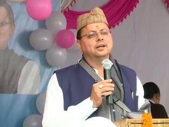 Uttarakhand Chief Minister Pushkar Singh Dhami started distributing tablets to the students
