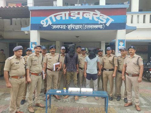 तमंचे से फायर करने व मोबाईल फोन लूटने वाले को पुलिस ने किया गिरफ्तार