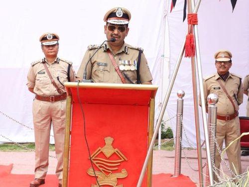 Shri Ashok Kumar IPS, DGP, took the honor of the convocation parade and inspected the parade.