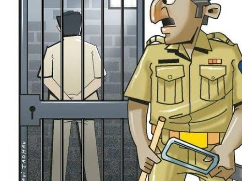 Illegal raw liquor recovered by Pathri police