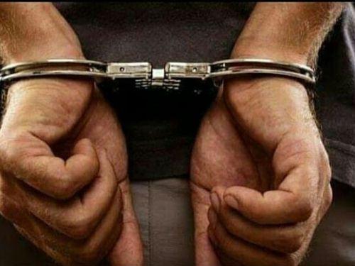 02 non-bailable warranties arrested by Police Station Kapkot police team.