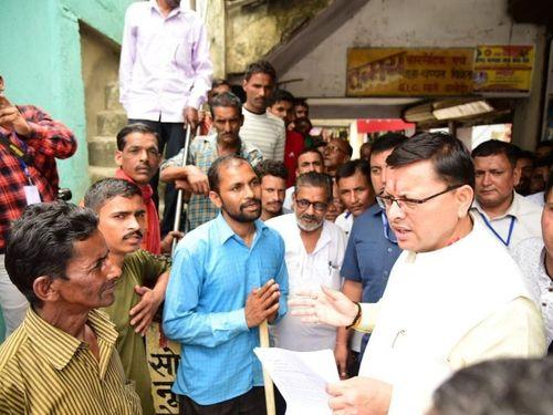 CM Dhami visited the Champawat area and listened to the problems of the people and gave instructions to solve them.