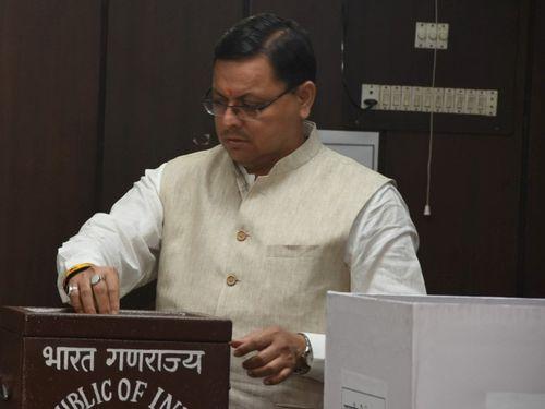 CM Dhami exercised his franchise in the presidential election