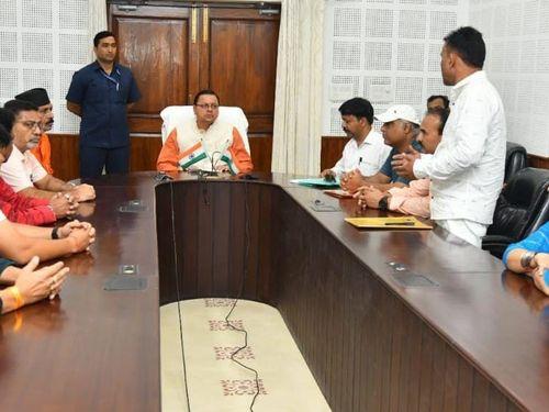 Artists of the state associated with the film industry met CM Dhami
