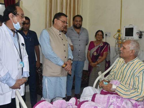 CM Dhami inquired about the well-being of former cabinet minister, Mr. Mohan Singh Rawat, who was admitted to the hospital.