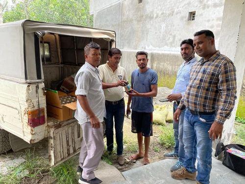 Animal Husbandry Department Haridwar team treated and vaccinated animals