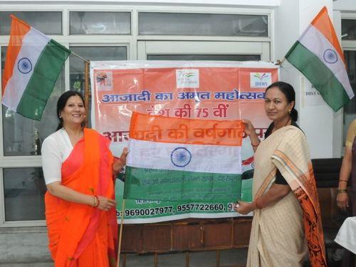 Tricolor stall set up by Prerna Self Help Group was inaugurated by Upper Chief Secretary