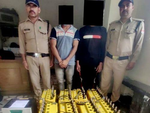 Thieves had targeted the temple of education, Kaliyar police caught them with equipment