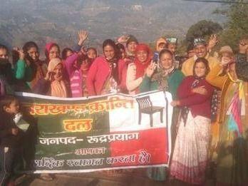 Uttarakhand Kranti Dal celebrated the birthday of Indramani Badoni by visiting the villagetu