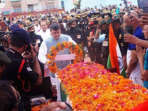 CM Dhami pays tribute to martyr Lance Naik Chandrashekhar Harbola Ji