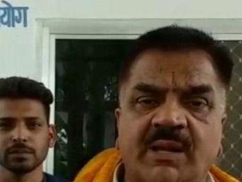 Rajkumar Thukral resigns to BJP