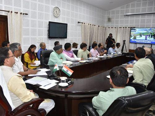 CM Dhami addressed the seminar on 'Bodhisattva- Bin Pani Sab Soon'