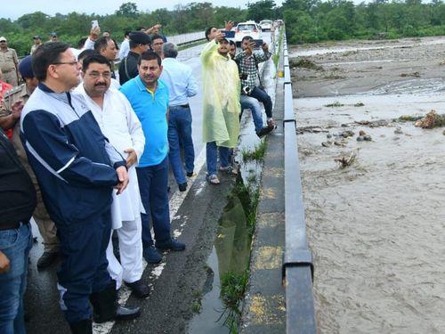 CM Dhami inspected the damaged bridge on the disaster-affected Thano road