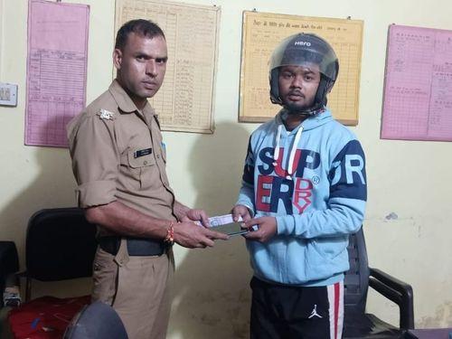 The friend police handed over the unclaimed bag to its owner