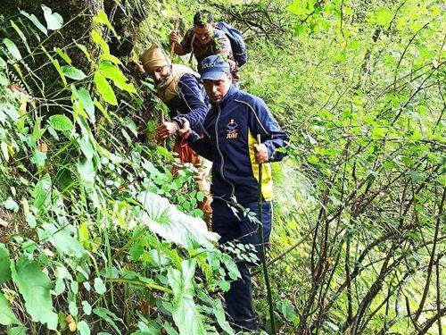 Uttarakhand police rescued a foreign tourist who lost his way
