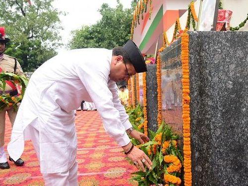 CM Dhami pays tribute to the martyred state agitators