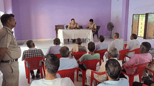 Haridwar police started dialogue with the public regarding Panchayati elections