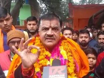 Rajkumar Thukral files nomination
