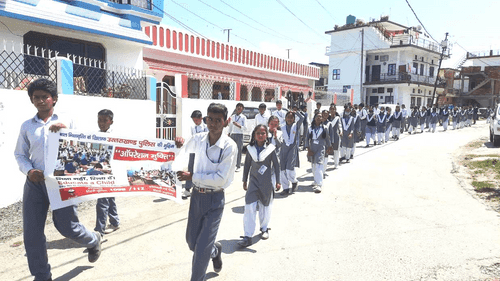 Public awareness rally taken out by New Tehri Police with students
