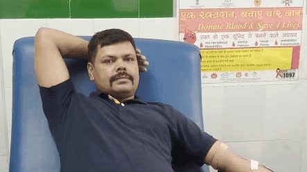 Blood donation done by constable Puran Giri Goswami in need of B negative blood