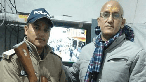 Police found the lost phone and handed it over to its owner