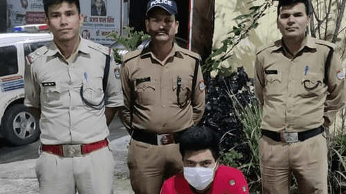 24-year-old charas smuggler arrested with 872.5 grams of charas