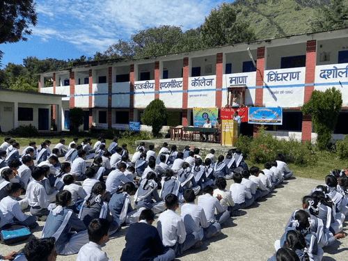 Information about traffic rules given by the police to the students