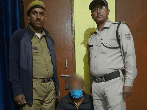 Accused arrested for transporting illegal liquor