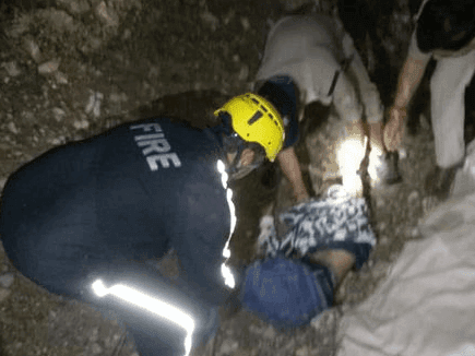 Car fell into ditch, three people died
