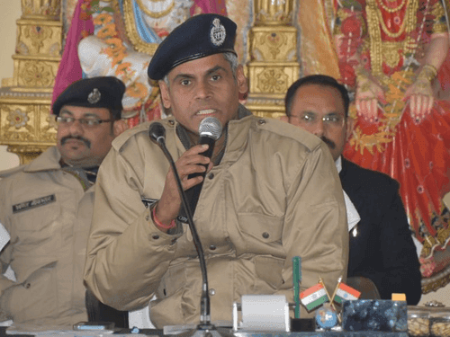 Briefing by senior police and administrative officers in Badrinath and Gauchar