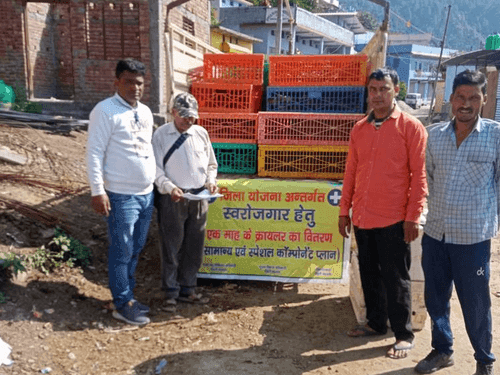 One month's crawlers were distributed to promote self-employment
