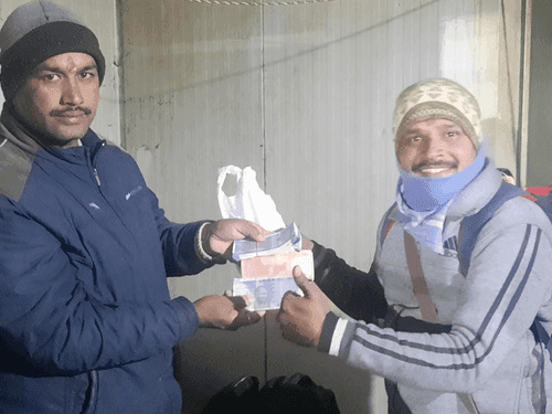 Uttarakhand Police handed over the lost bag to its owner