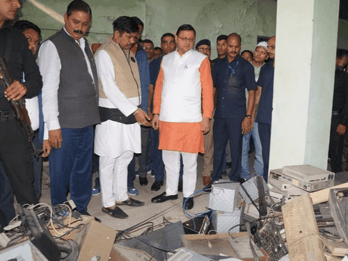 CM Dhami inspects HMT factory at Ranibagh
