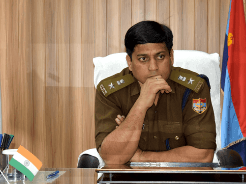 Newly appointed Superintendent of Police took over the command of district Chamoli
