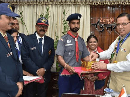 Representative team of Bharat Scouts and Guides met CM Dhami