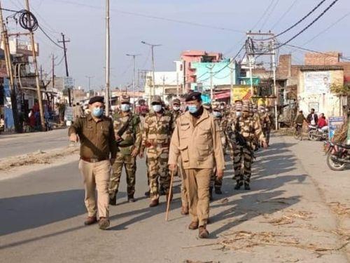 Jhabreda Police continues flag march with Paramilitary Force