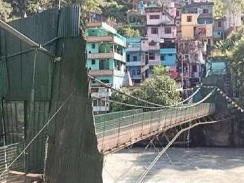 The indo-Nepal border will remain closed for 72 hours