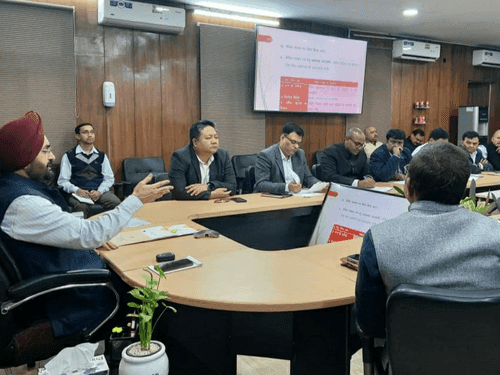 The Chief Secretary took a meeting regarding the 'Family Identity Card Uttarakhand' scheme