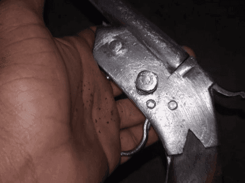 Accused arrested with illegal pistol and live cartridges