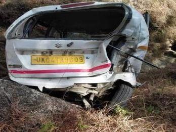 A car fell into 80 meters deep gorge in Champawat