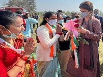 Priyanka Gandhi reached Khatima