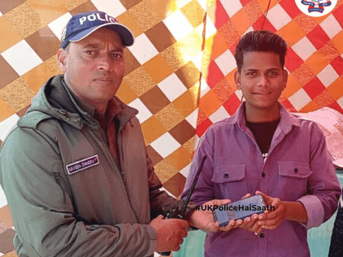 Lost phone handed over to its owner