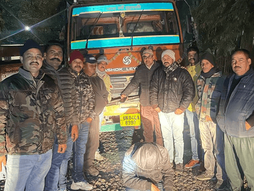 01 smuggler arrested with canter full of illegal Lisa