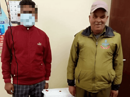 Tharali police arrested 01 accused with illegal English liquor