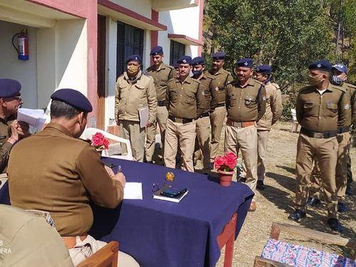 Bageshwar Police - Half yearly inspection of police station Kanda was done by the jurisdictional officer, Kapkot.