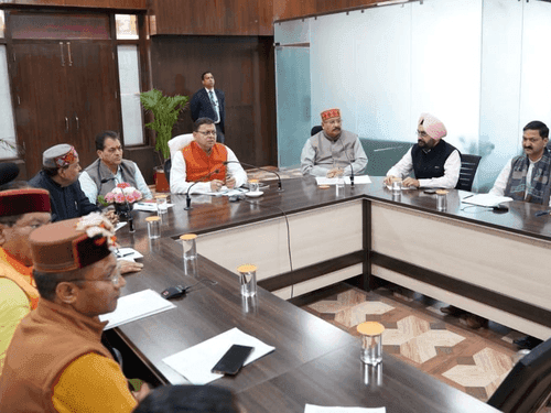 CM Dhami held a review meeting for Char Dham Yatra